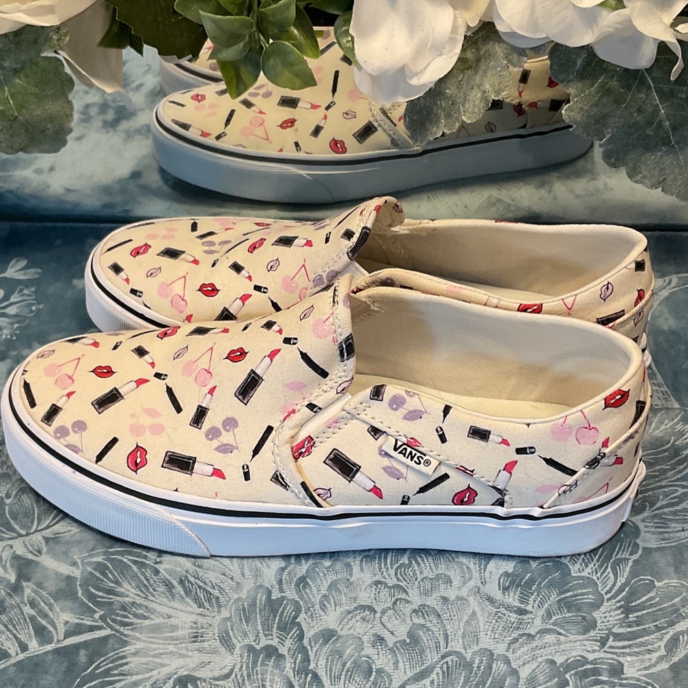 Vans Cream Makeup Print Slip on Sneakers - Picture 3 of 7
